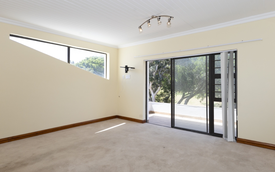 3 Bedroom Property for Sale in Seafield Eastern Cape